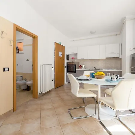 Apartmani Paliska Pula Exterior foto