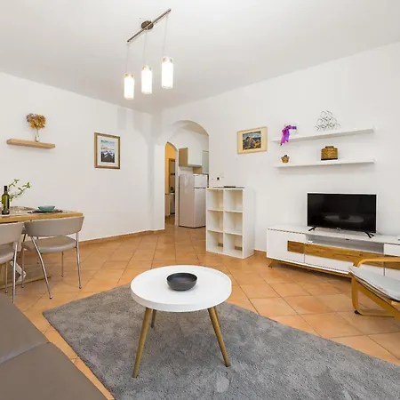 Apartmani Paliska Pula Exterior foto