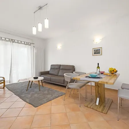 Apartmani Paliska Pula Exterior foto